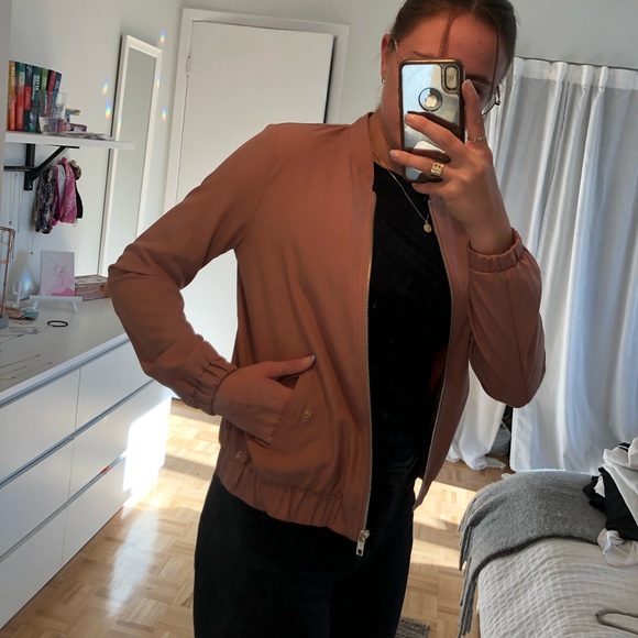 Pink Bomber jacket - Picture 2 of 4